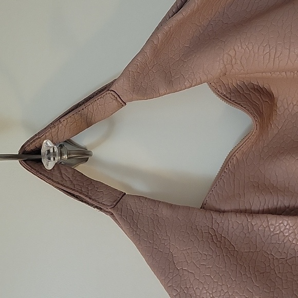 Vince CAMUTO Precious Blush Lambskin Steph Hobo Nappy Tote Bag - Picture 9 of 16